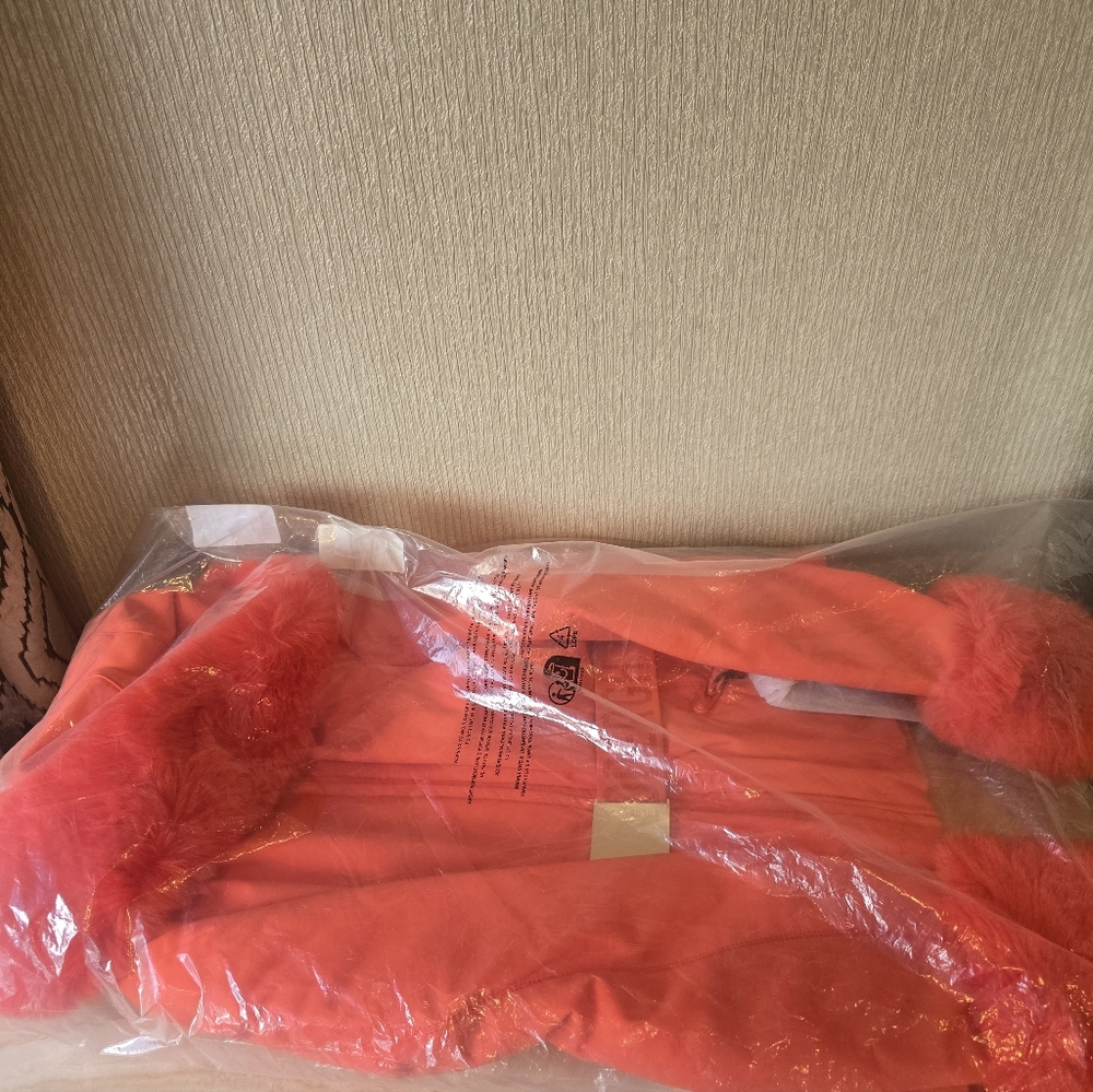 Goldbergh Giselle Ski Jacket Fur Cuffs Orange Goldbergh Giselle Belted Jacket - Picture 11 of 15